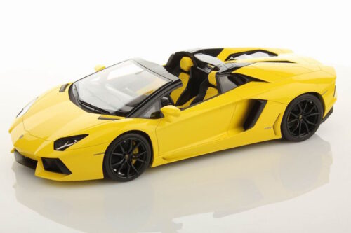 Lamborghini Aventador LP700-4 Roadster 1:18