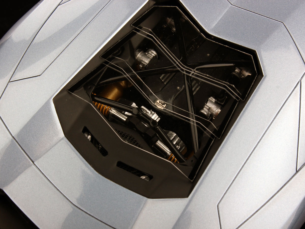 Lamborghini Aventador LP720-4 50th Anniversary 1:18 - immagine 3