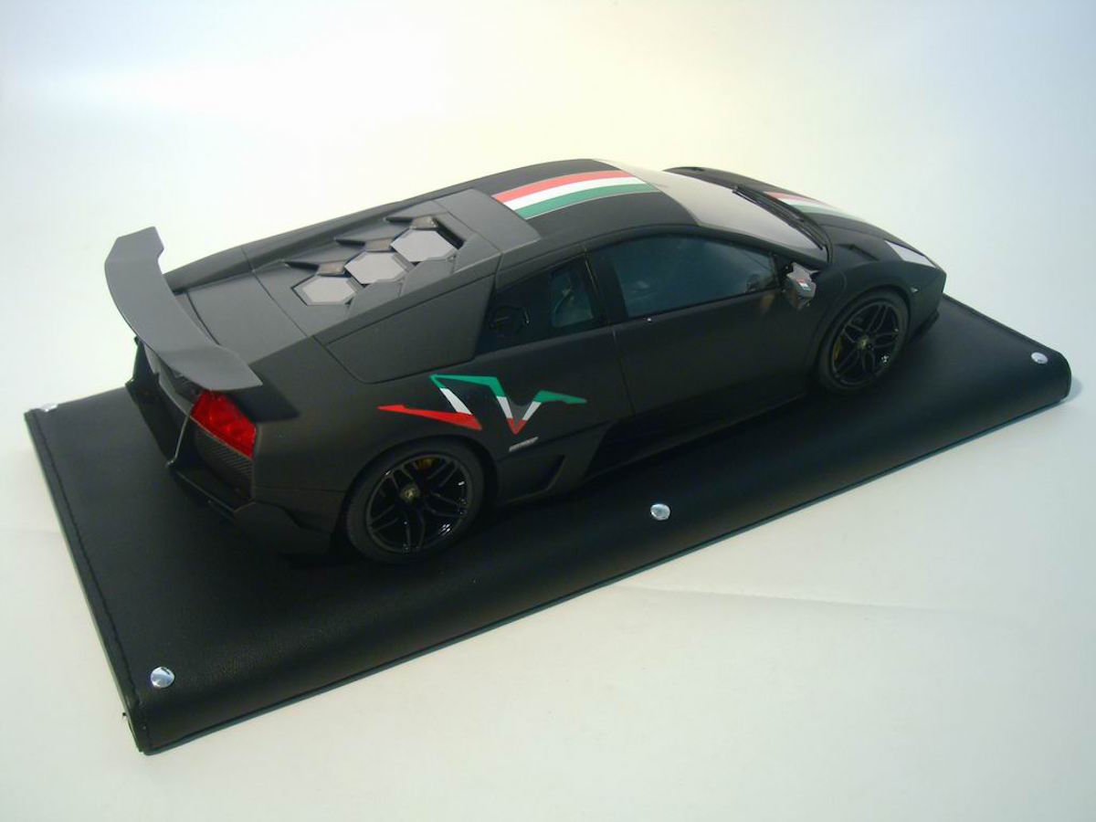 Lamborghini Murciélago LP670-4 SuperVeloce 1:18 - immagine 3