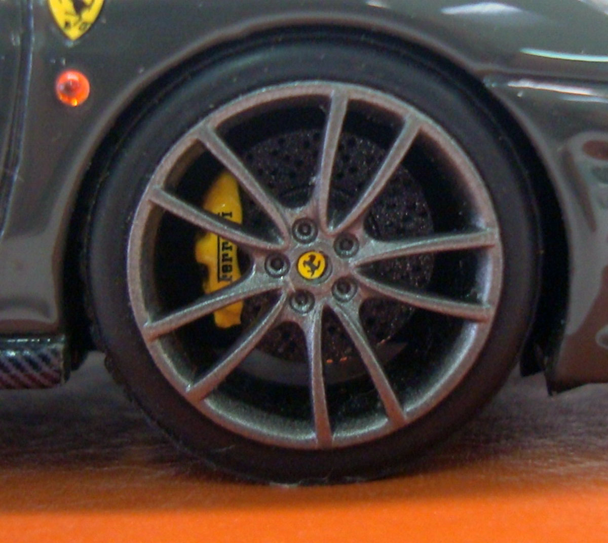 Ferrari 430 Scuderia 1:43 - immagine 2