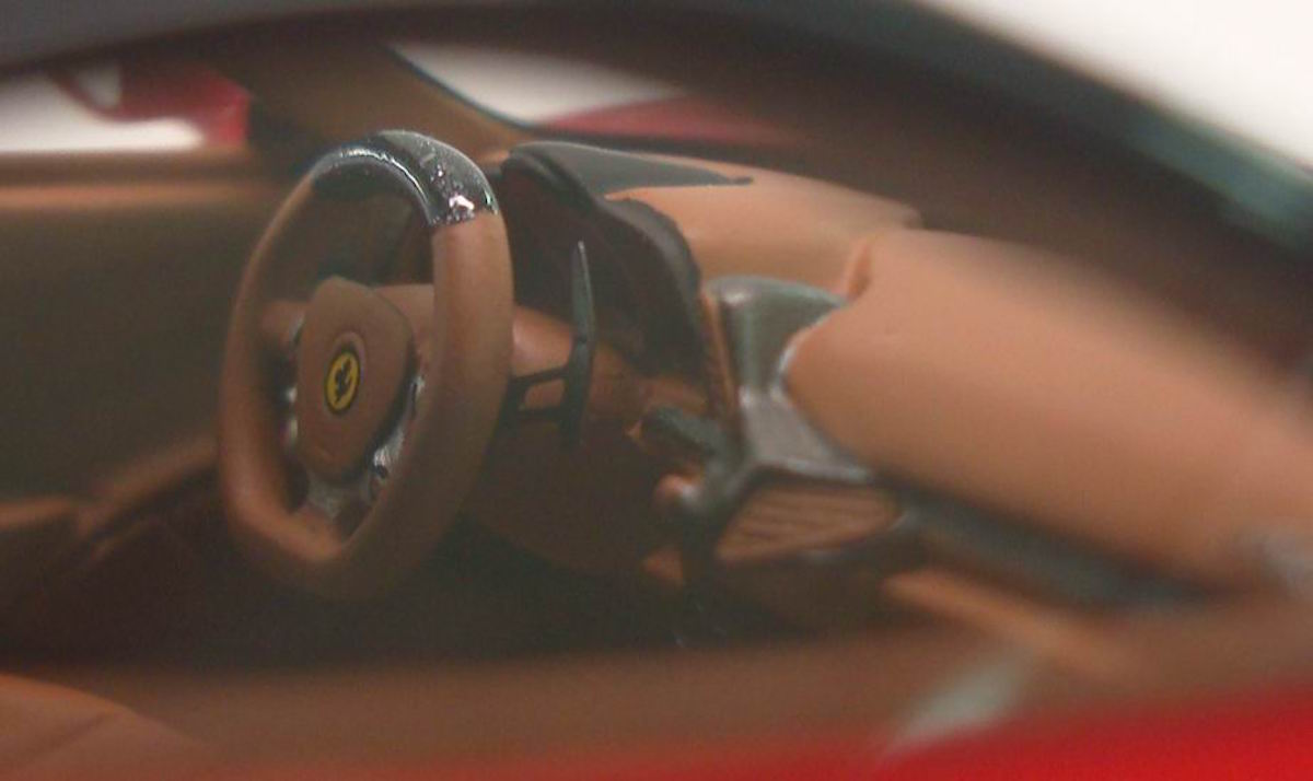 Ferrari 458 Italia 1:43 - immagine 3
