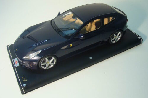 Ferrari FF 1:18