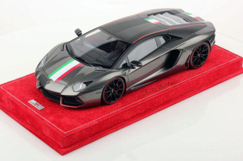 Lamborghini Aventador LP 700-4 Pirelli Edition 1:18