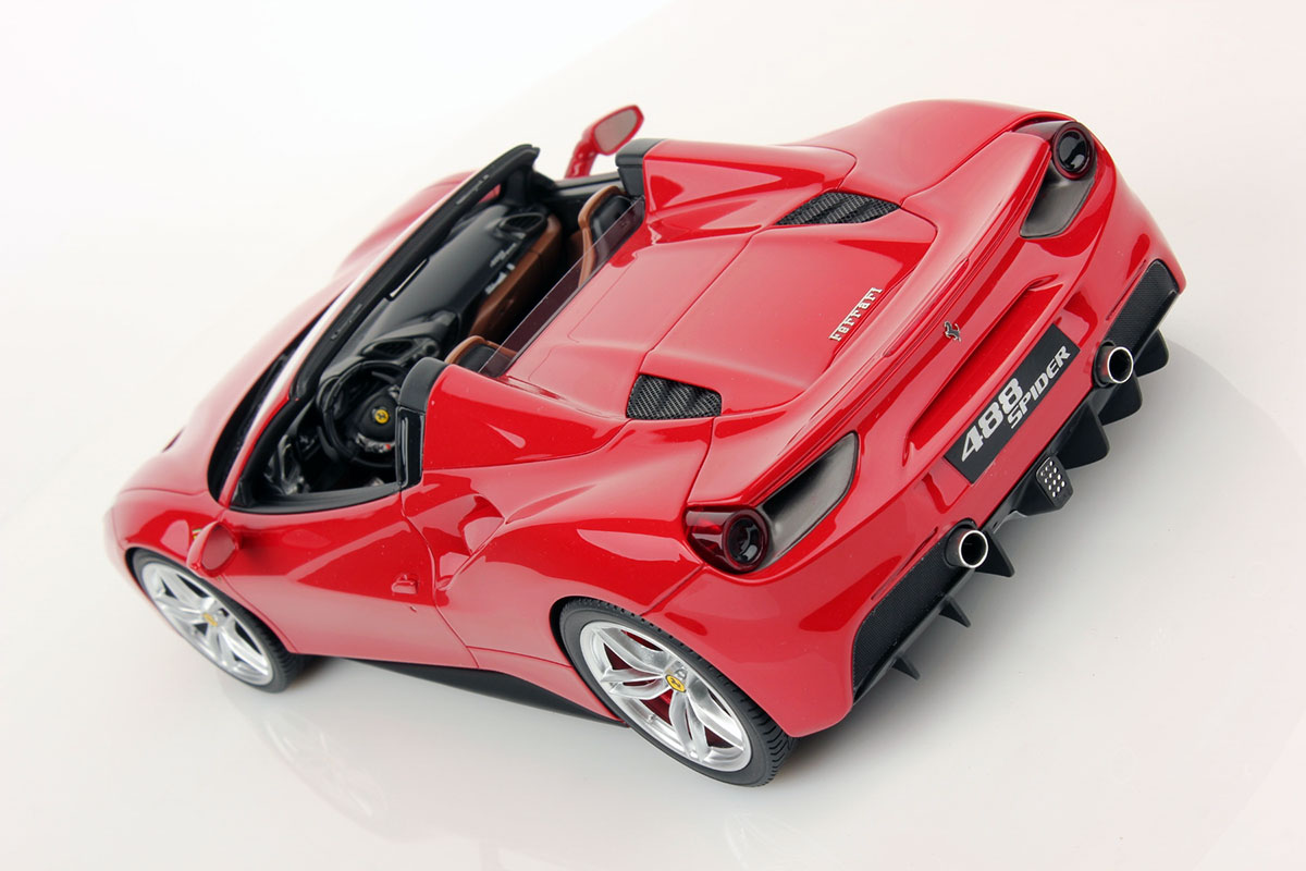 Ferrari 488 Spider Frankfurt Motorshow 2015 1:18 - immagine 5