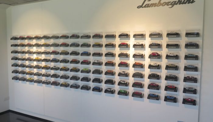 lamborghini wall