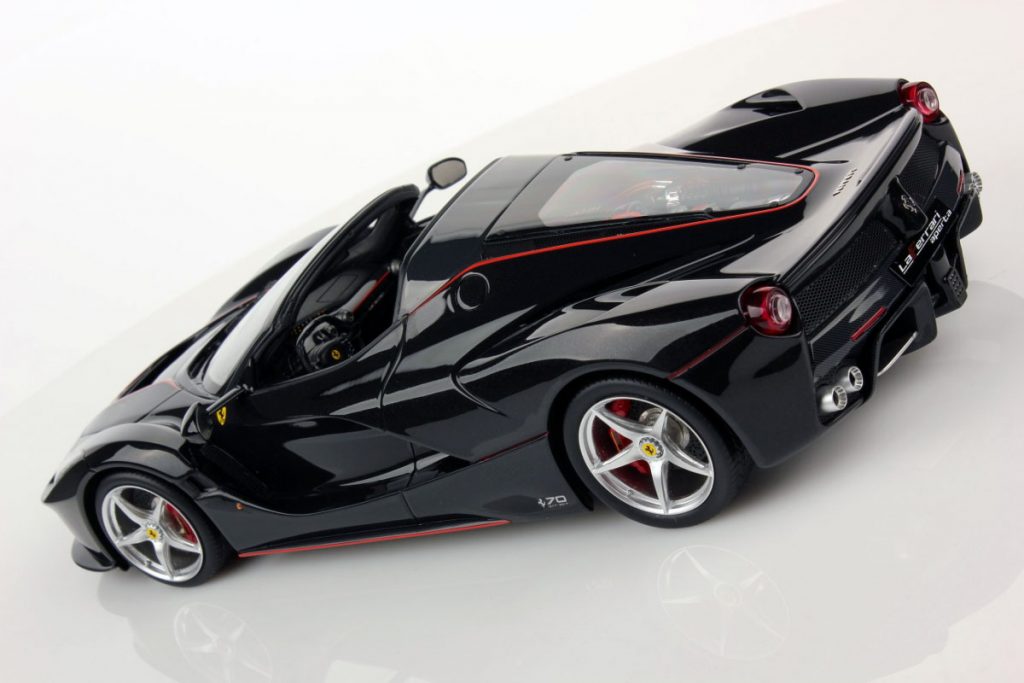 LaFerrari Aperta 1:18