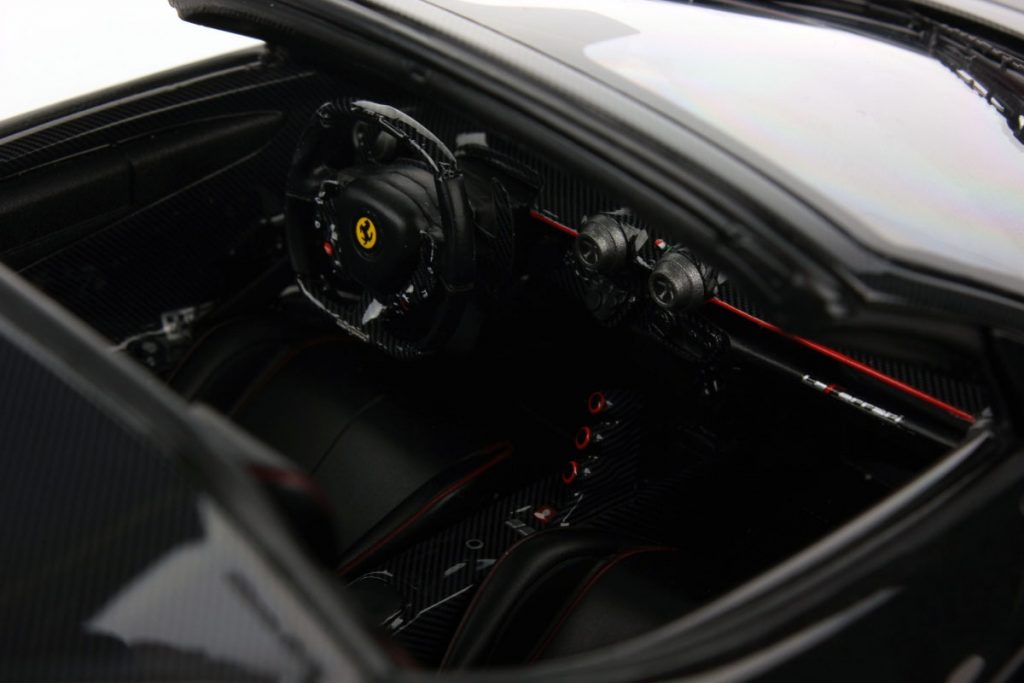 LaFerrari Aperta 1:18