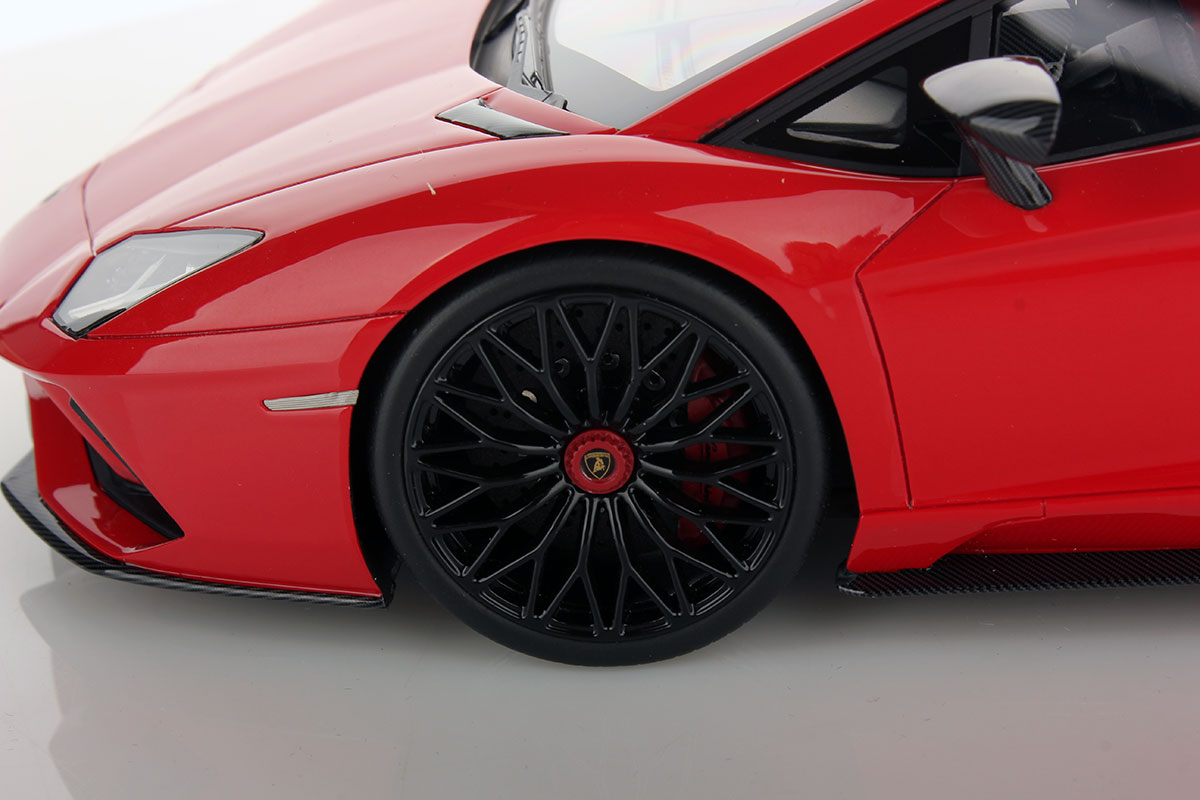 Lamborghini Aventador S 1:18