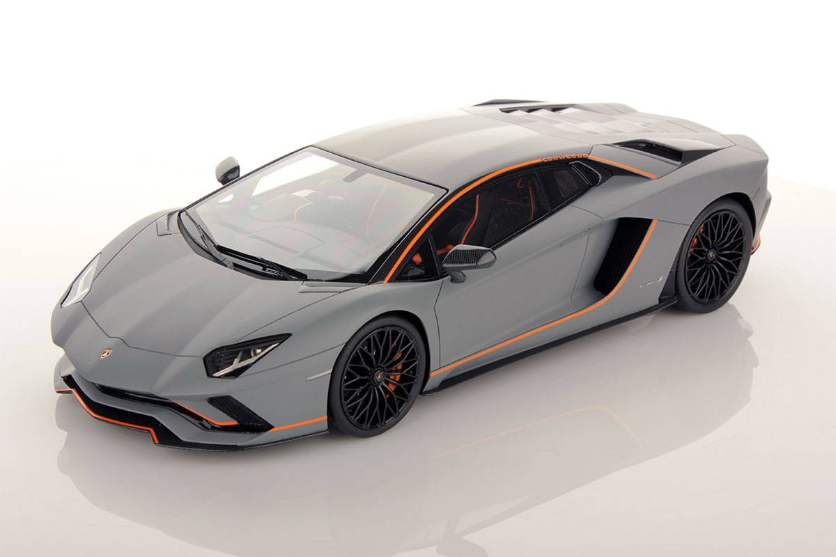 Lamborghini Aventador S Ad Personam 1:18