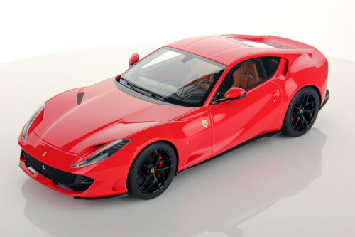 Ferrari 812 Superfast 1:18