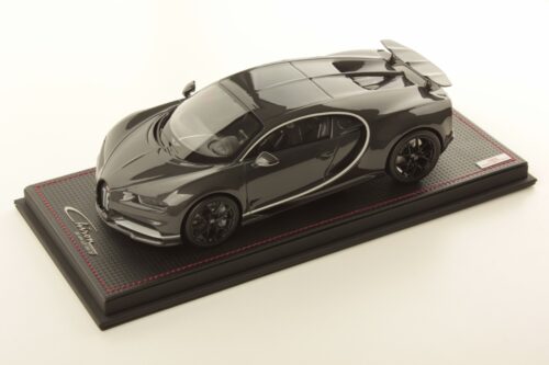 Bugatti Chiron Sport with Open Wing 1:18