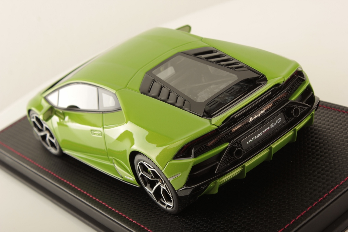 lamborghini huracan evo verde mantis
