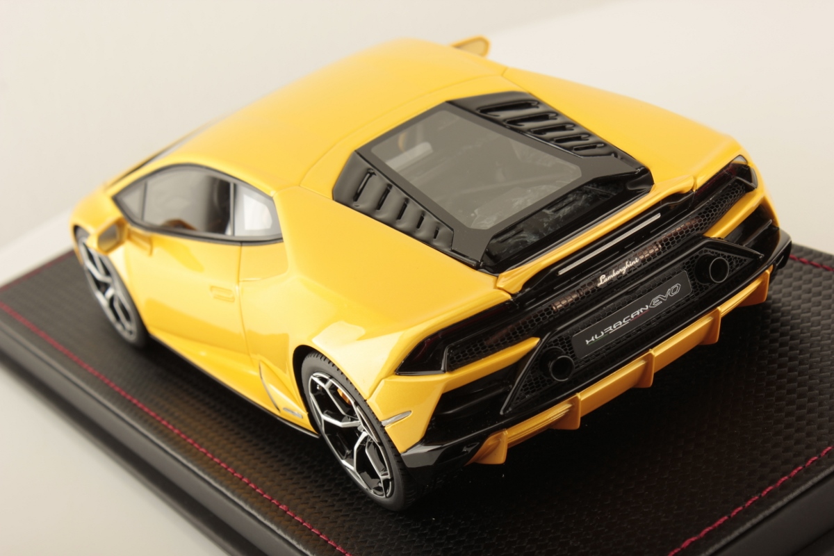 lamborghini huracan evo