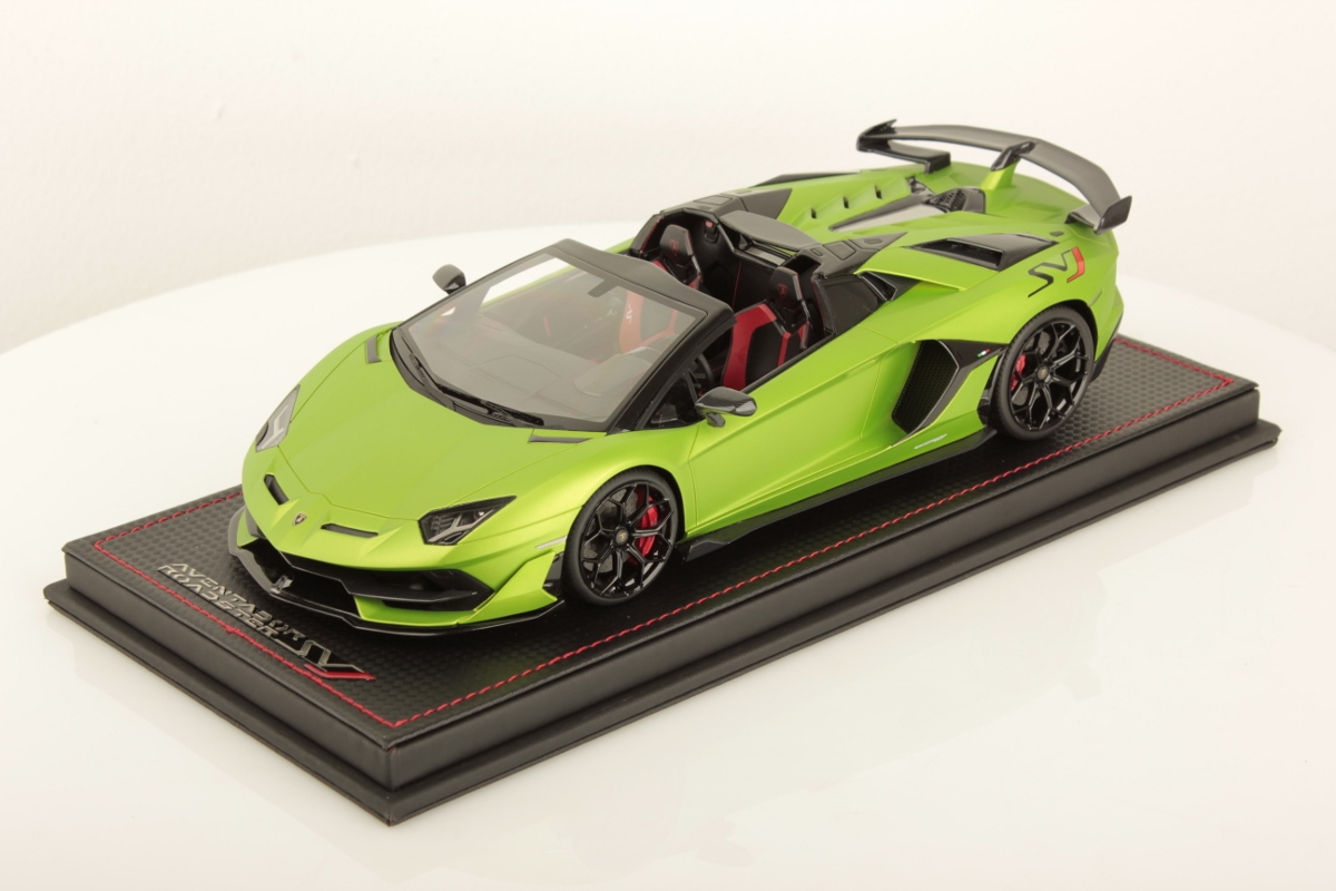 Lamborghini-Aventador-SVJ-Roadster