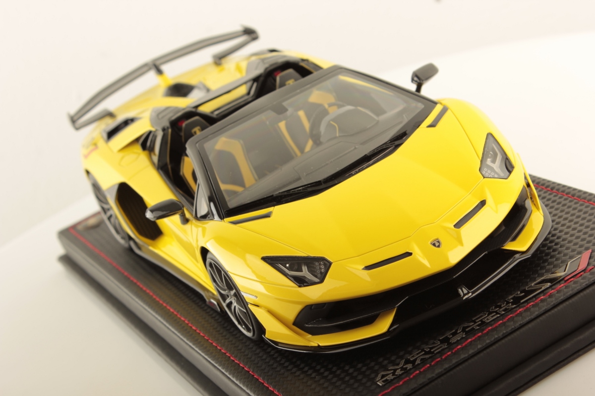 Lamborghini Aventador SVJ Roadster 1:18 - immagine 4