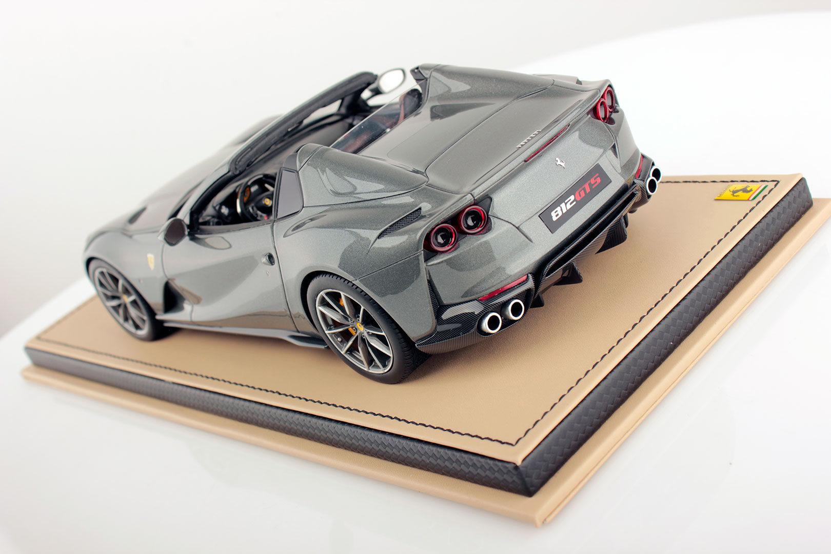 Ferrari 812 GTS 1:18 | MR Collection Models