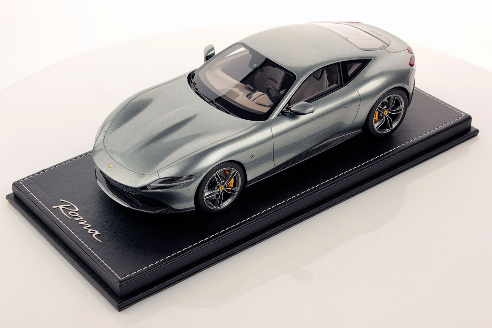 Ferrari Roma 1:18