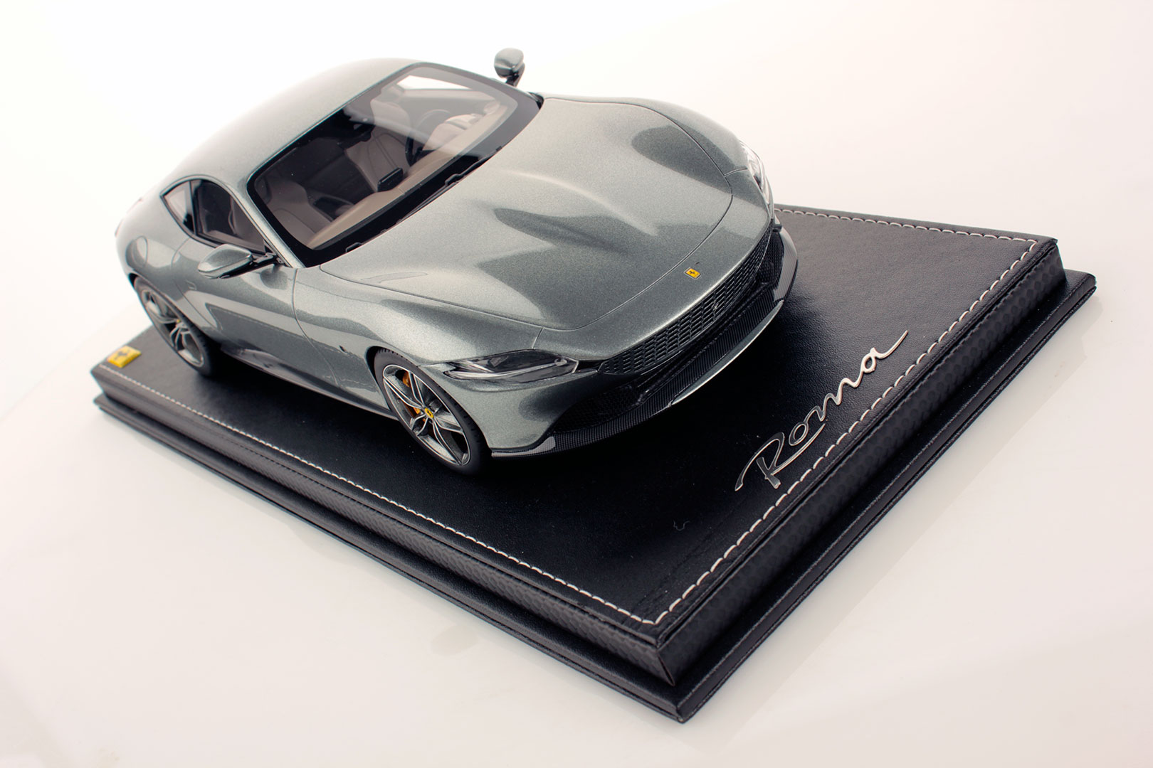 Ferrari Roma 1:18 - immagine 4