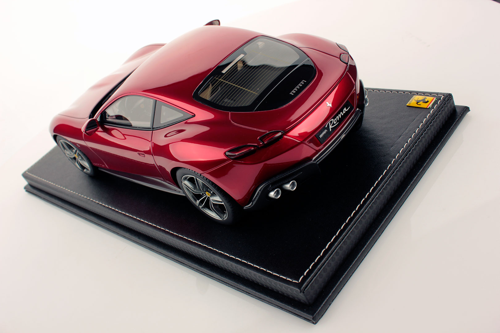 Ferrari Roma 1:18 - immagine 5