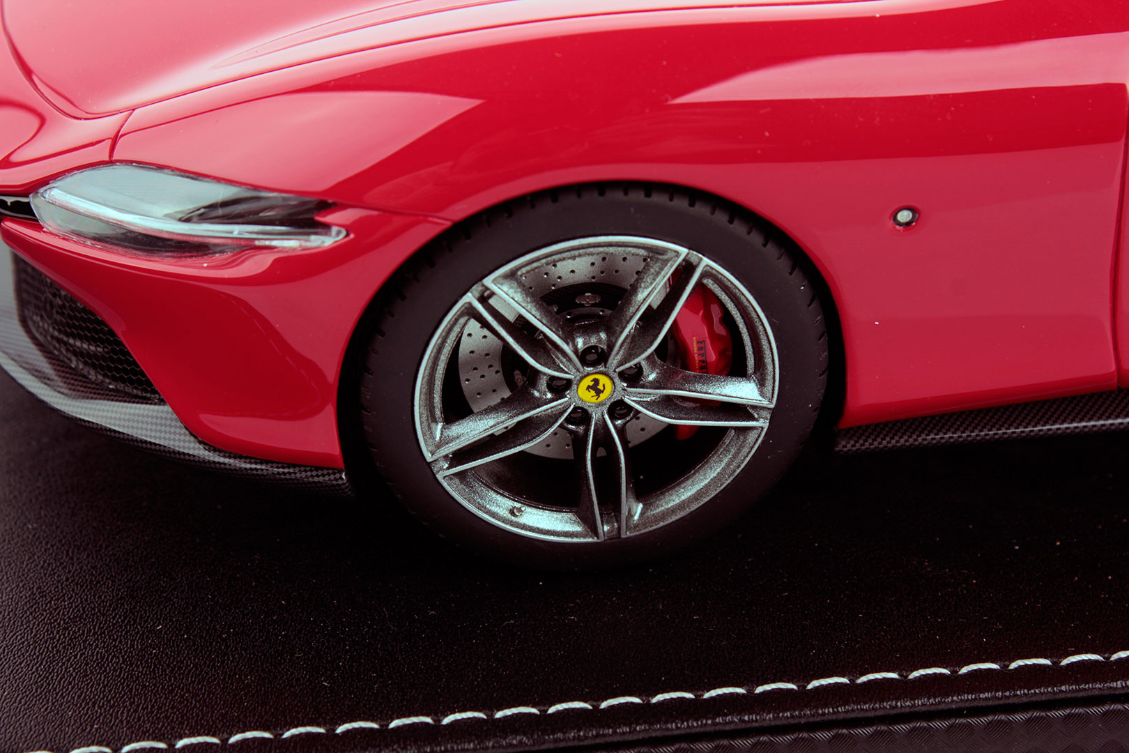 Ferrari Roma 1:18 - immagine 6
