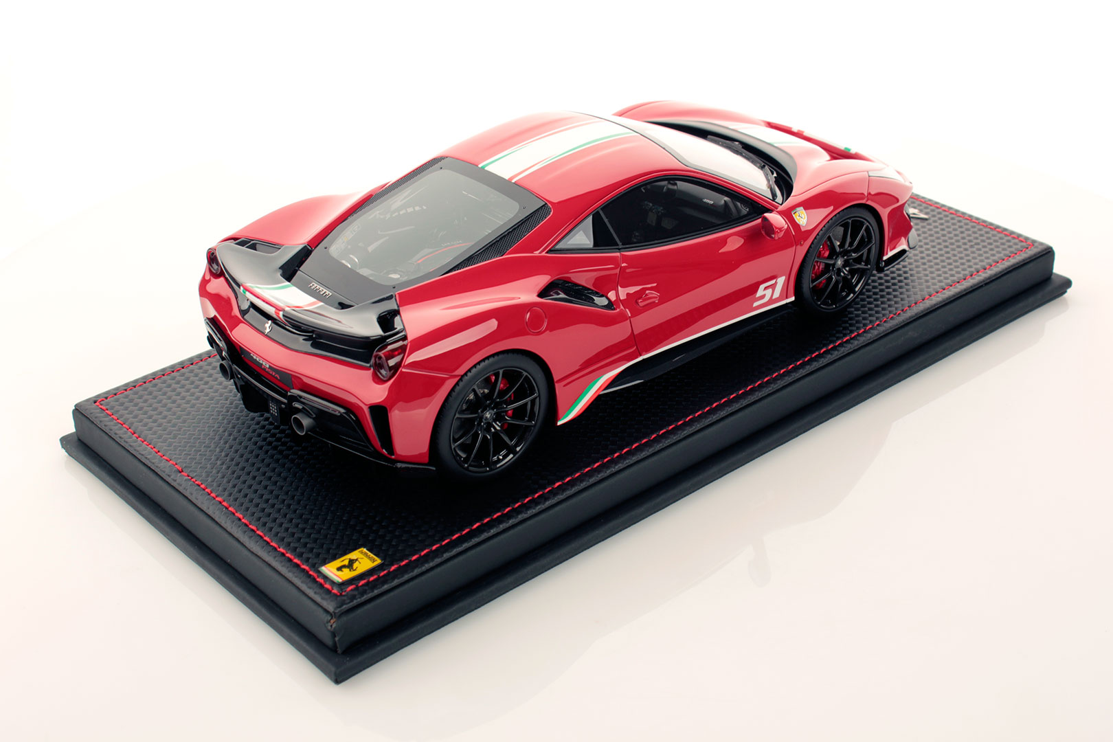 ferrari 488 pista piloti