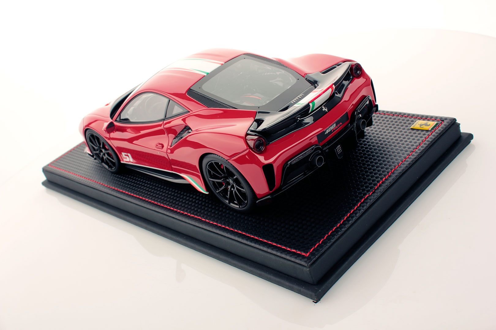 ferrari 488 pista piloti