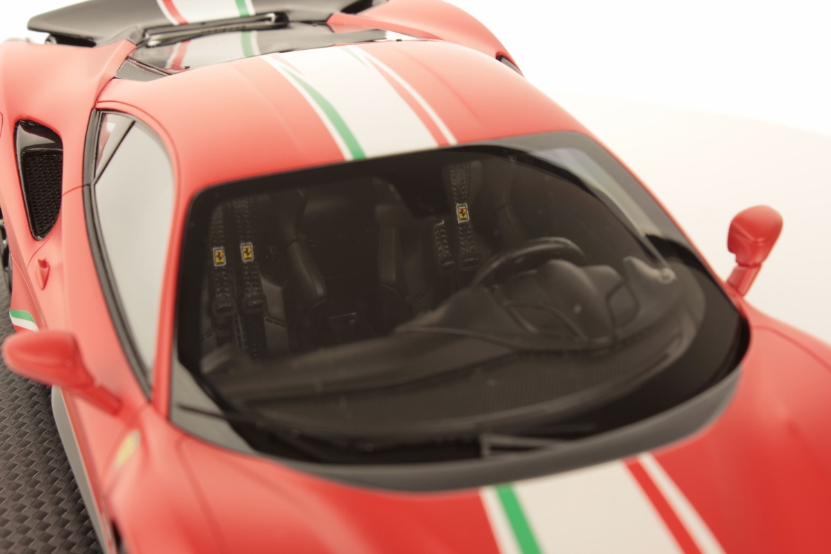 ferrari 488 pista piloti