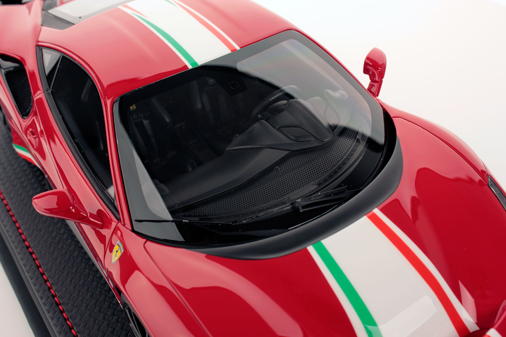 ferrari 488 pista piloti