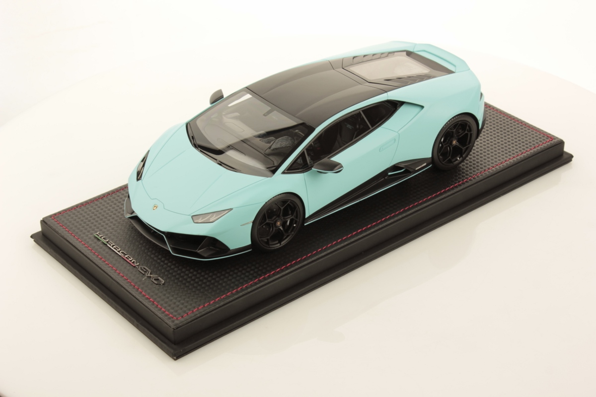 Lamborghini Hurcan EVO Fluo Capsule 1:18