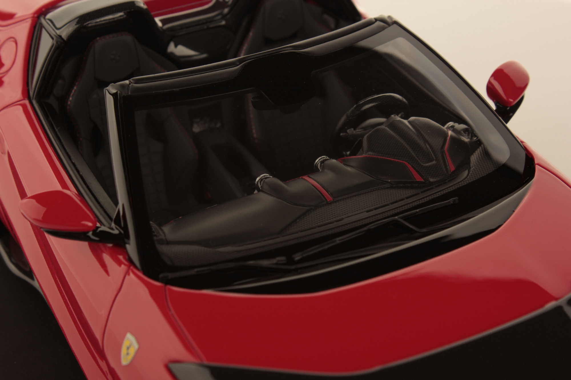 Ferrari 812 Competizione A 1:18 - immagine 7