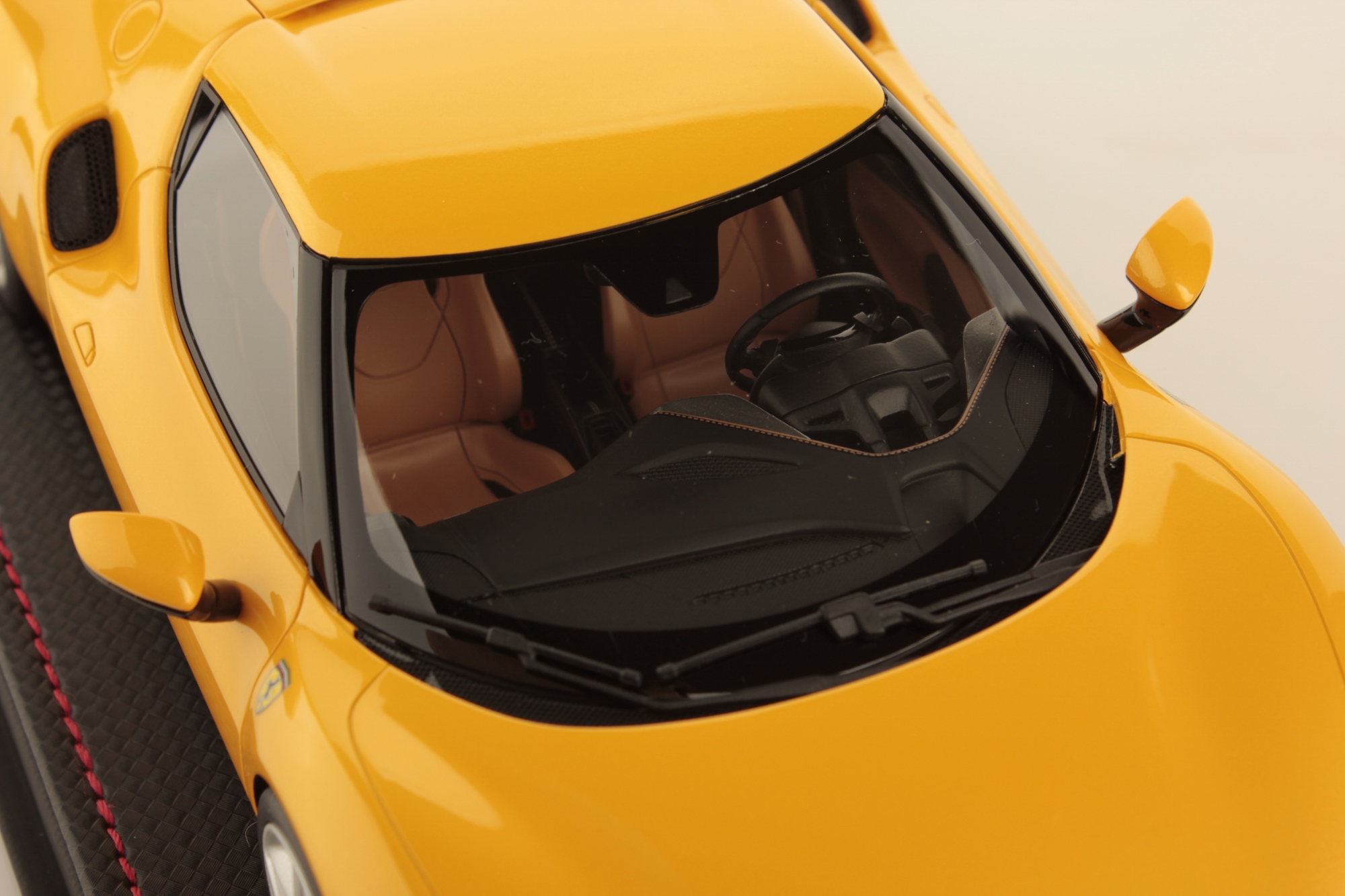 Ferrari 296 GTB 1:18 - immagine 7