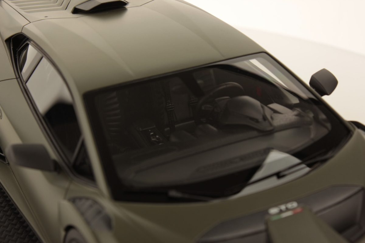 Lamborghini Huracán STO 1:18 - immagine 7