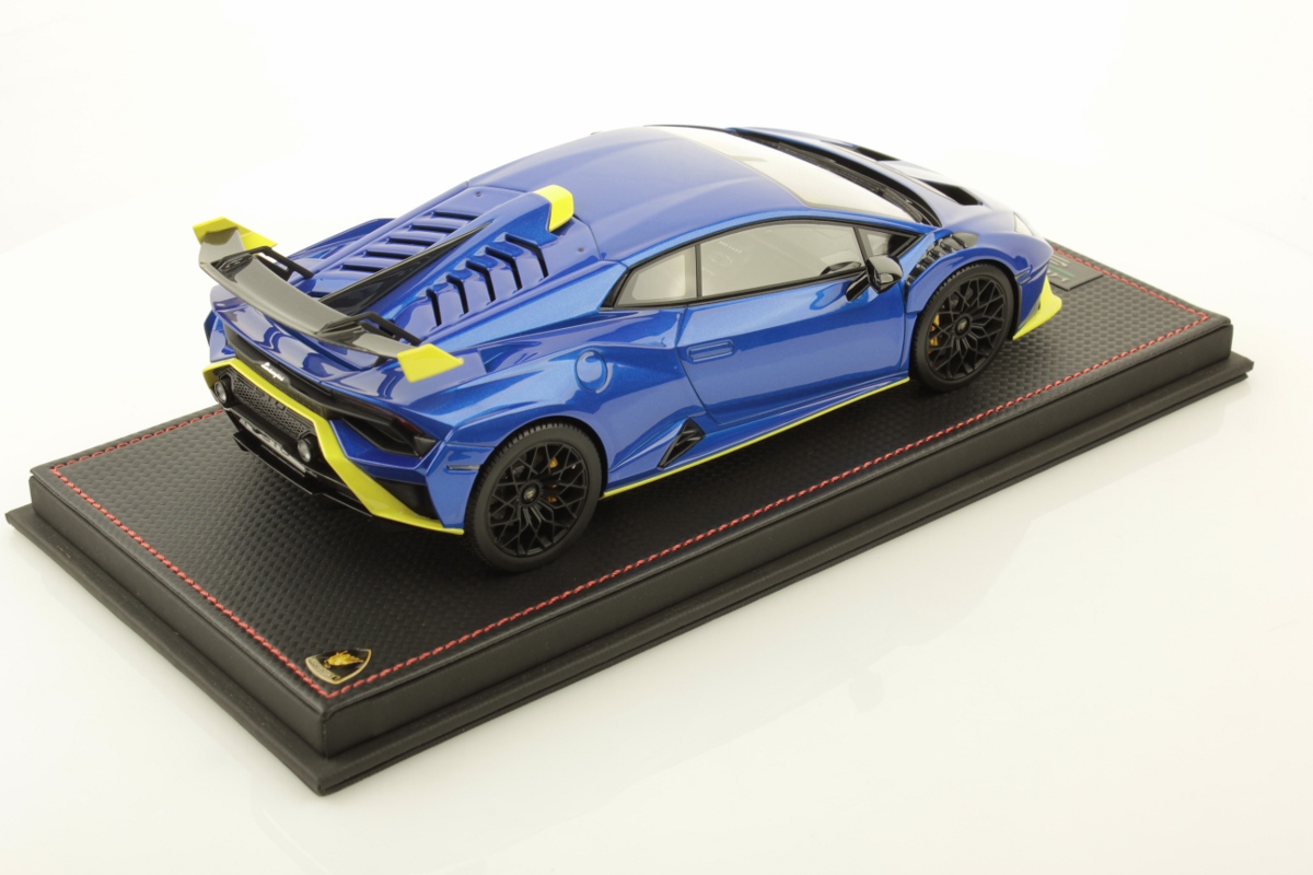 Lamborghini Huracán STO 1:18 - immagine 3