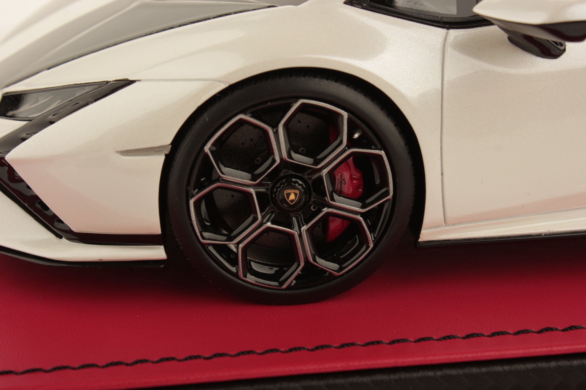 Lamborghini Huracán Tecnica 1:18 - immagine 6