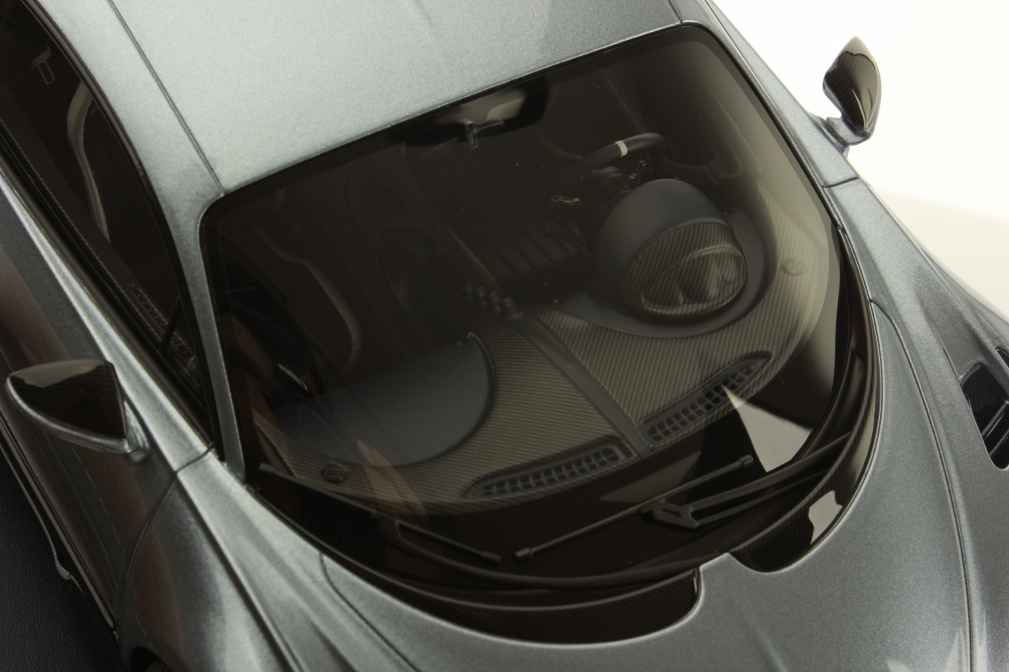 Bugatti Chiron Profilée 1:18 - immagine 6