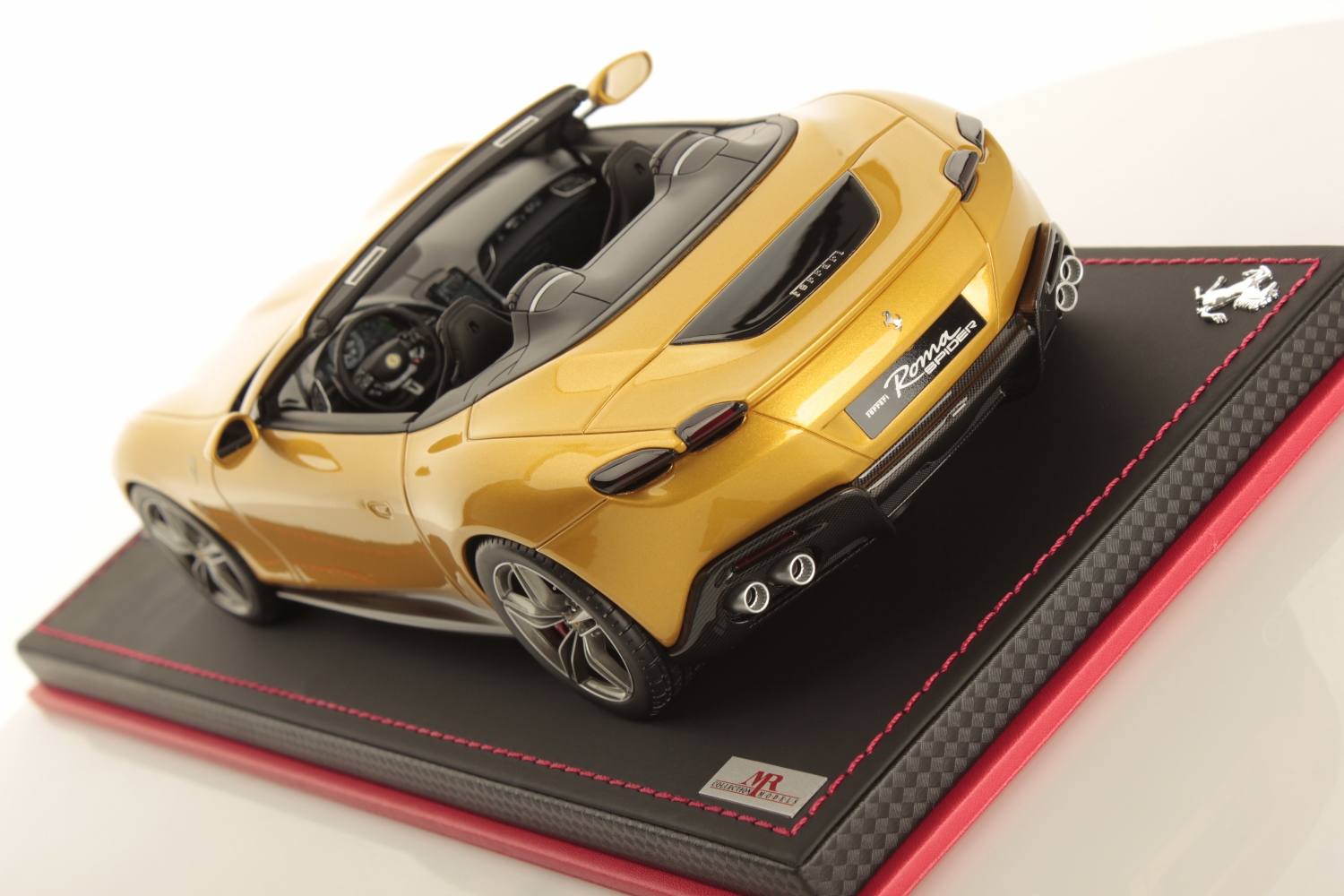 Ferrari Roma Spider 1:18 - immagine 4