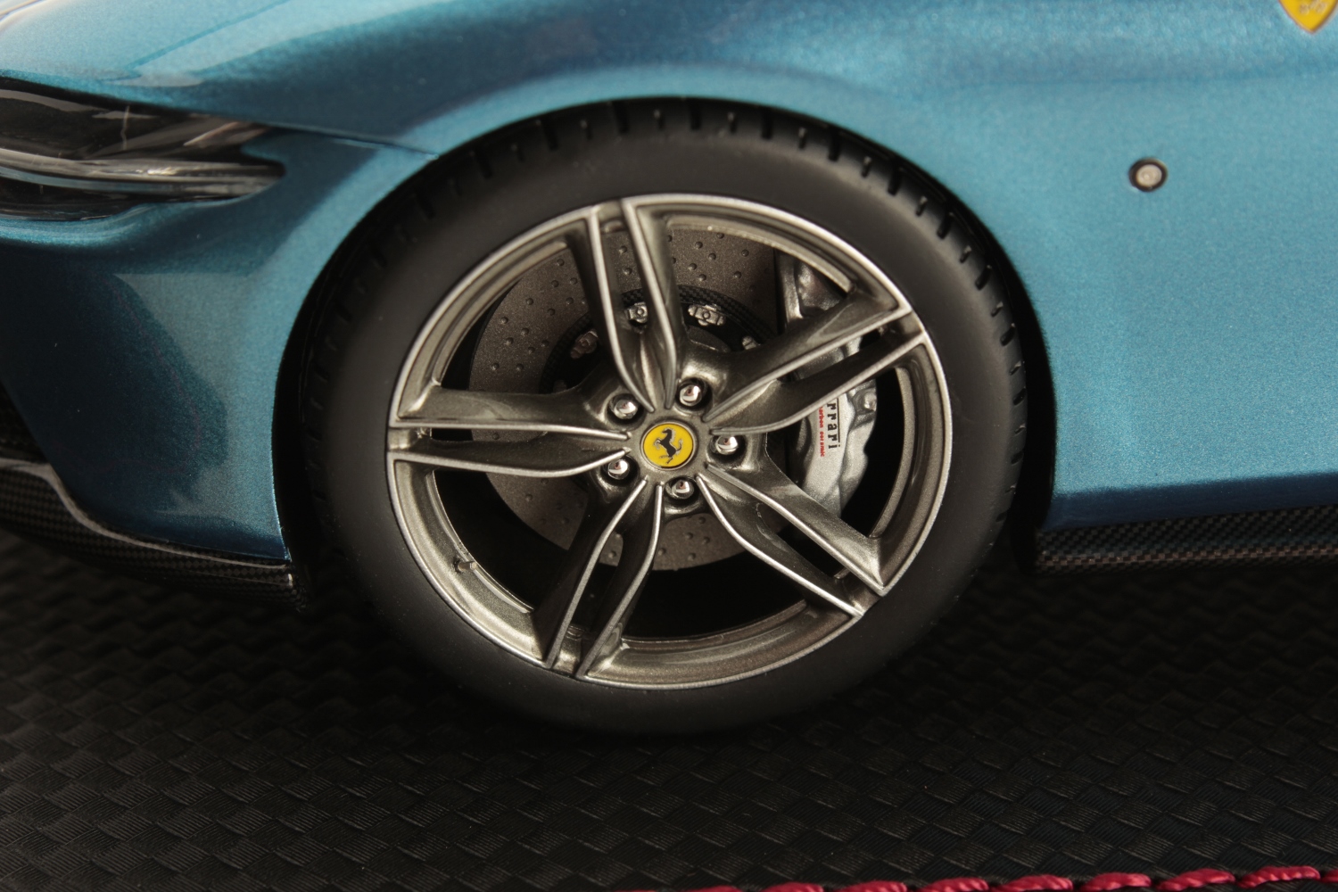Ferrari Roma Spider 1:18 - immagine 5