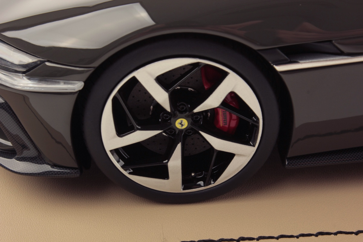 Ferrari 12 Cilindri - immagine 5