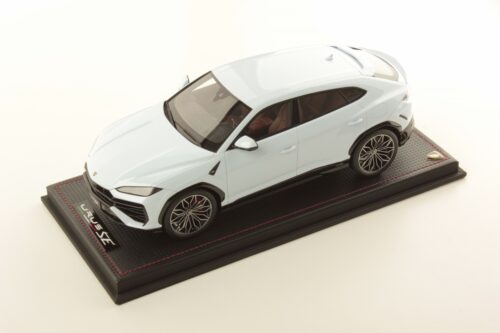 LAMBORGHINI URUS SE 1:18