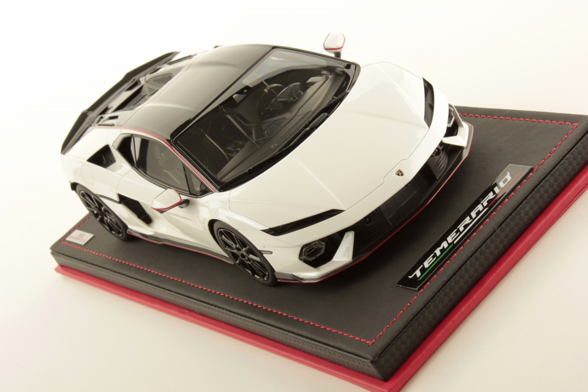 LAMBORGHINI TEMERARIO ALLEGGERITA PACKAGE 1:18 - immagine 3