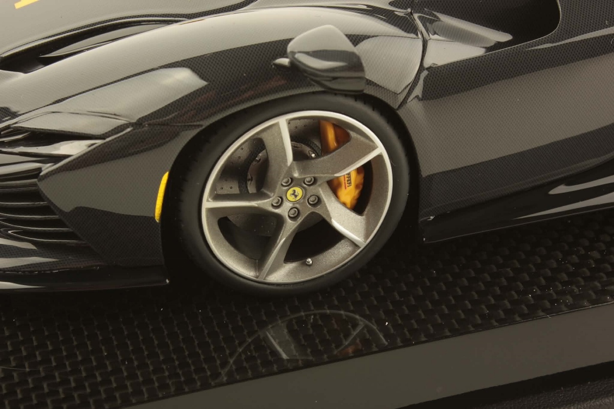 Ferrari Daytona SP3 1:18 - immagine 6