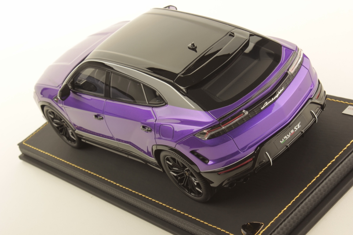 LAMBORGHINI URUS SE TETTONERO CAPSULE 1:18 - immagine 4