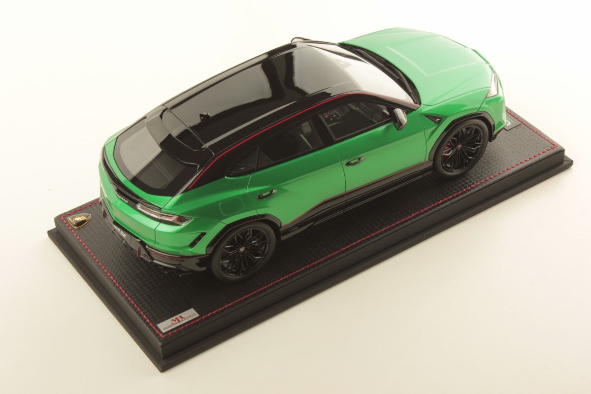 LAMBORGHINI URUS SE TETTONERO CAPSULE 1:18 - immagine 6